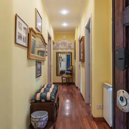 Guesthost - Monteverde Bright